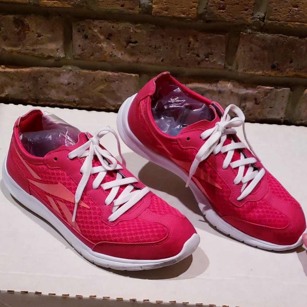 Fuchsia / Coral Memory Tech Walking Shoes - image 1